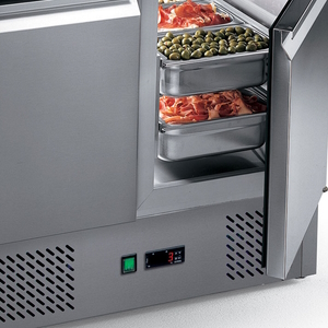 холодильный стол